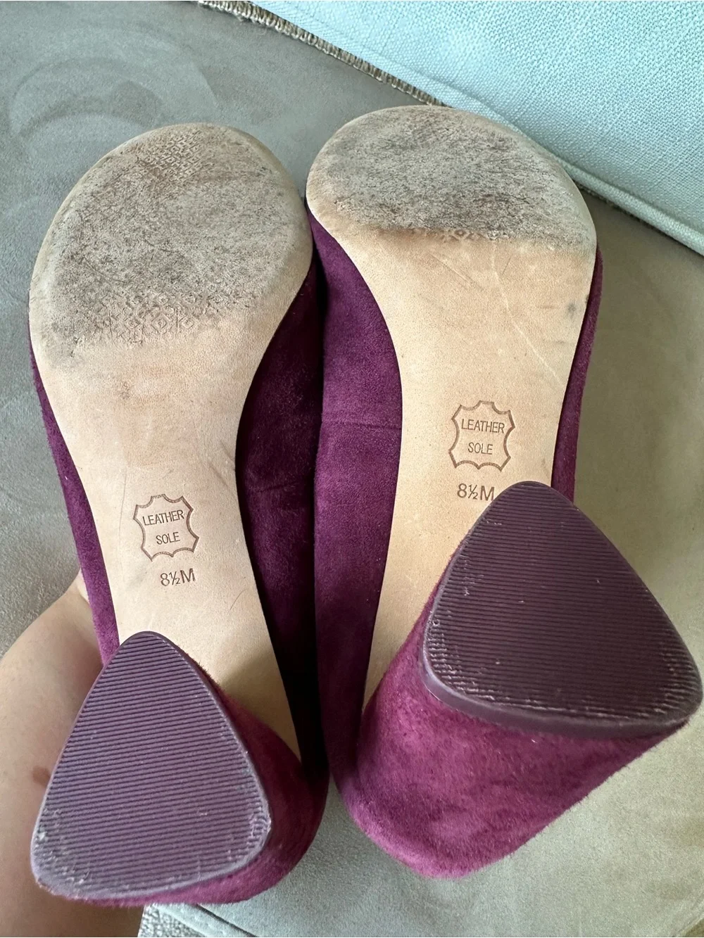 Tory Burch Elizabeth Round-Toe 85MM Pump Port Plum Heel size 8.5